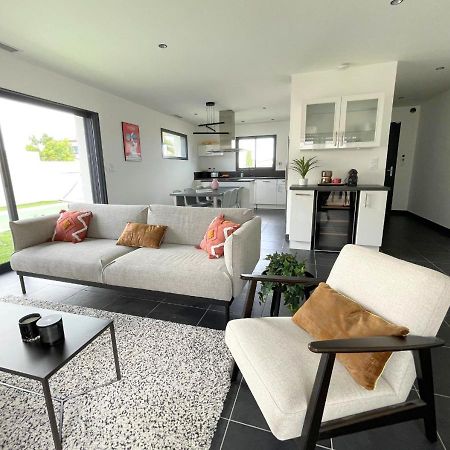 Villa Contemporaine Avec Piscine Chauffee Proche Des Plages Sauvian Экстерьер фото